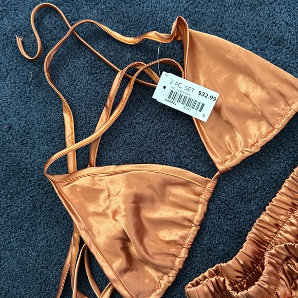 3 PIECE SILK SET NWT - Picture 4 of 5